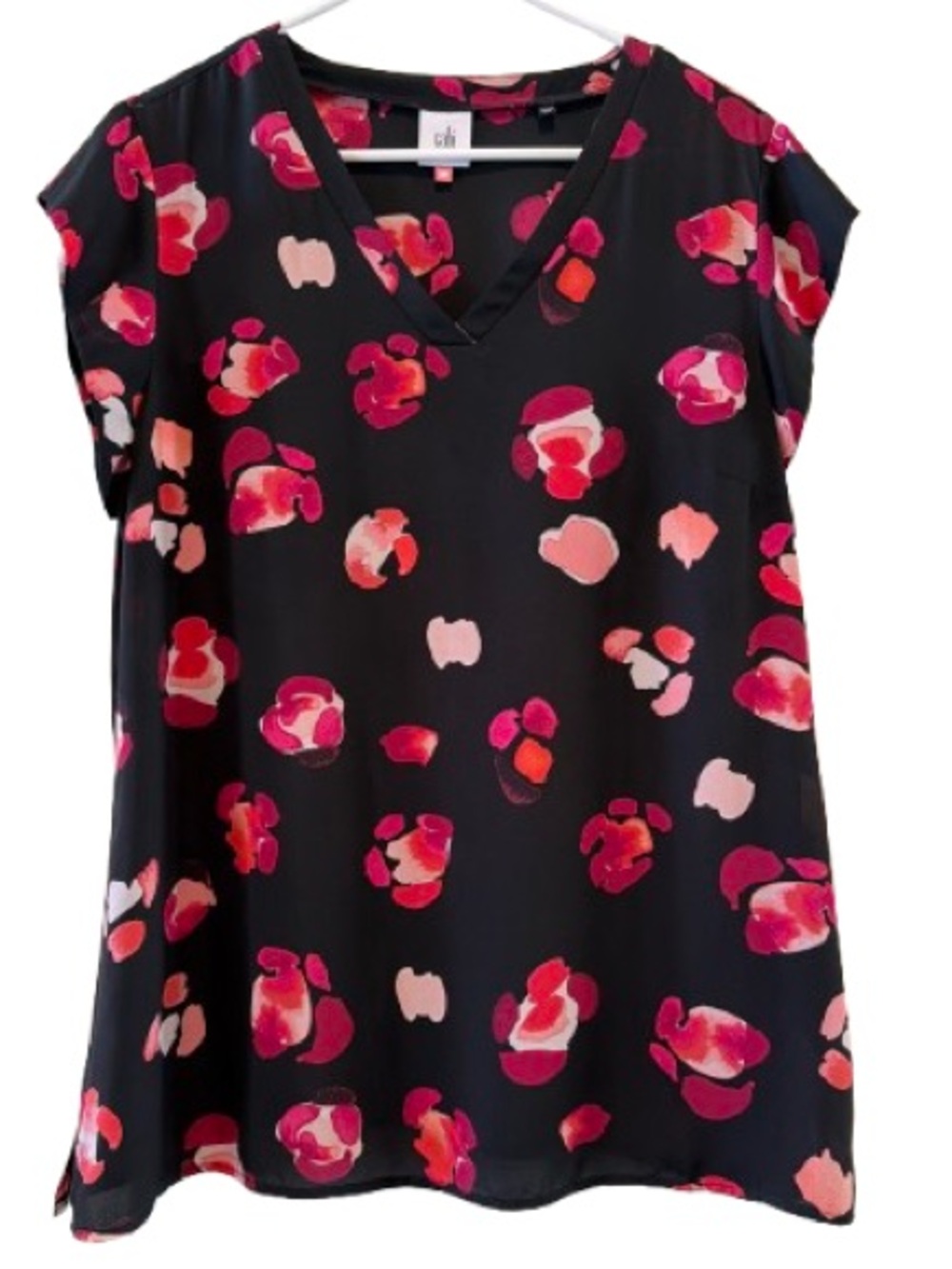 Women’s Black V-Neck Floral Print Top by CABI L